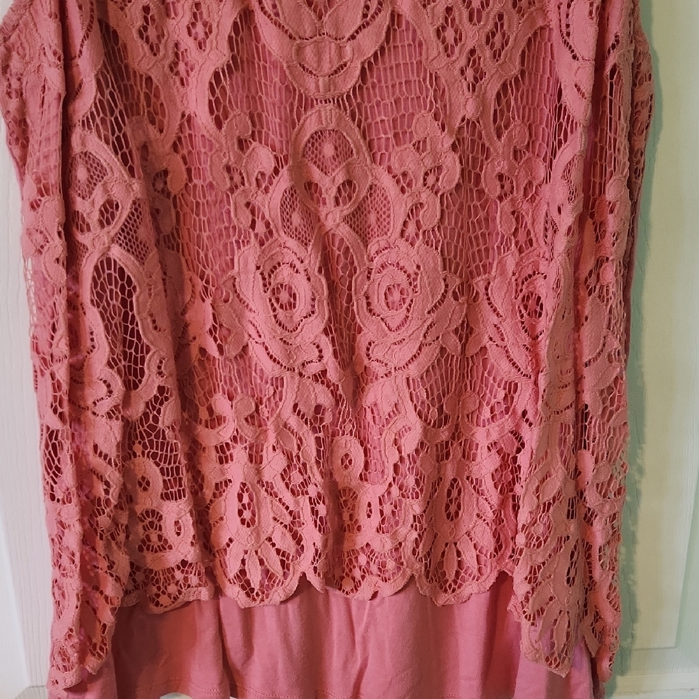 Torrid Pink Lace Sleeveless Blouse- Very Comfortable - Picture 2 of 8